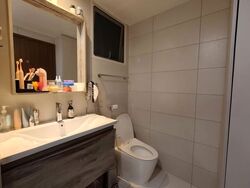 1 Canberra (D27), Condominium #616654831